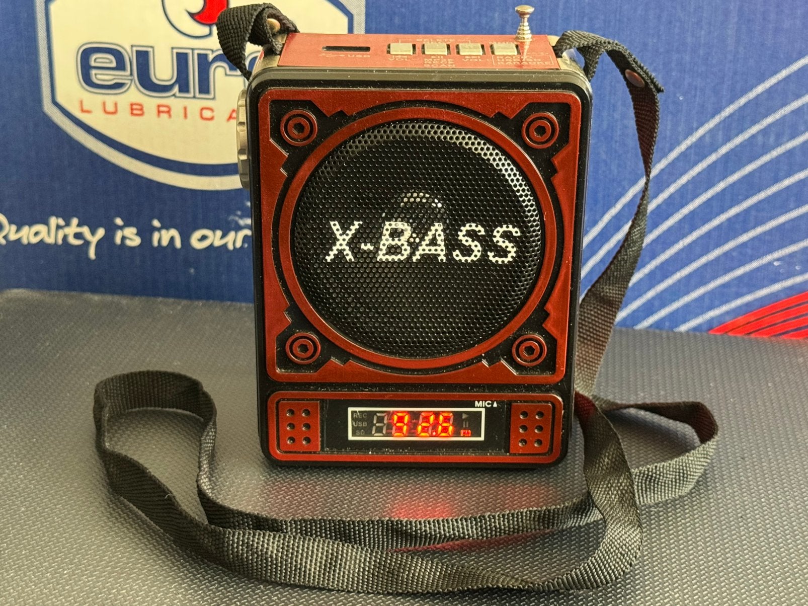 Leuke goldfull radio met oa usb en sd pr incl vzk, Ophalen of Verzenden, Radio