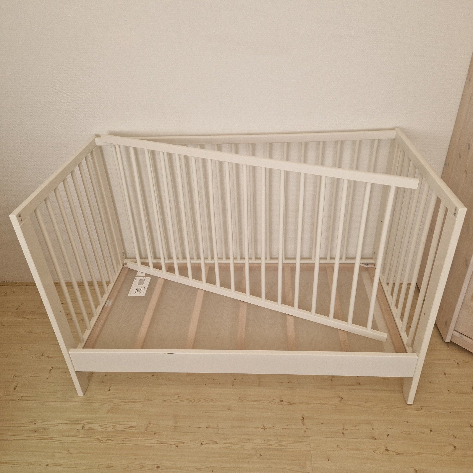 Wit ledikant, 60x120 cm (Gulliver Ikea), Kinderen en Baby's, Ophalen, Gebruikt, Ledikant