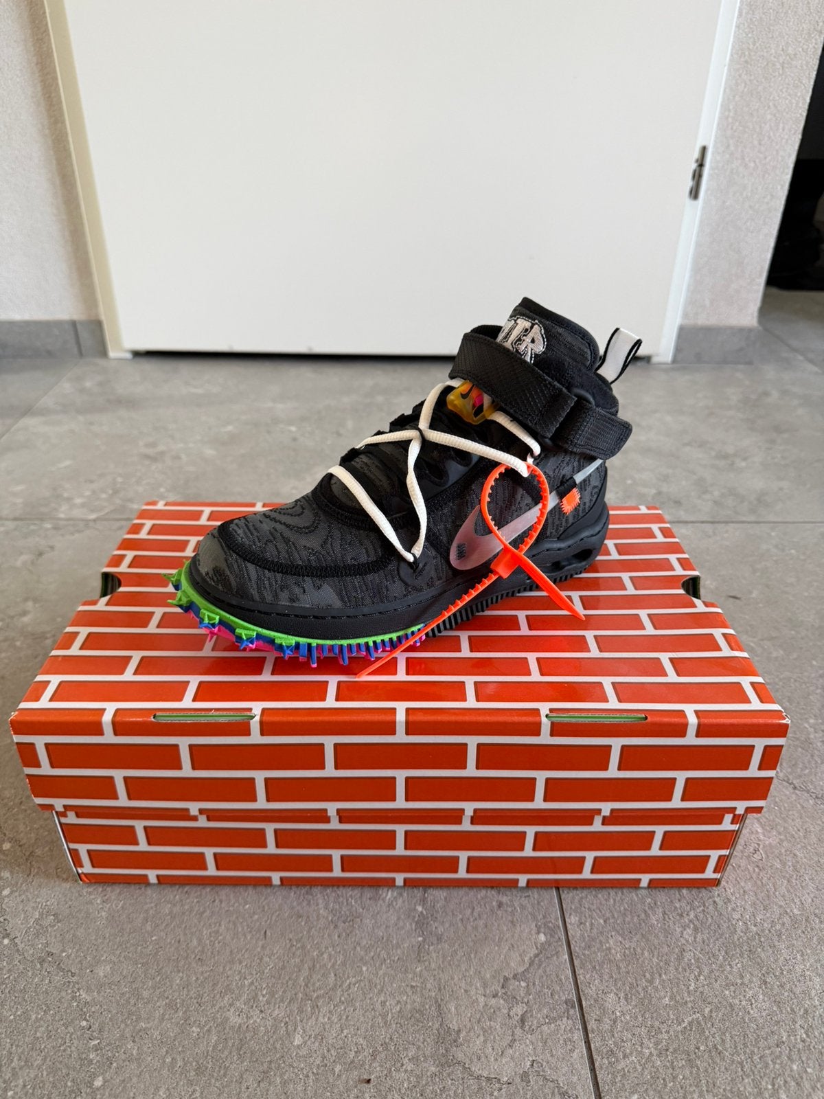 Nike x Off-White Air Force 1 Mid SP Black - Maat 40 - Nieuw, Ophalen of Verzenden, Zo goed als nieuw, Zwart