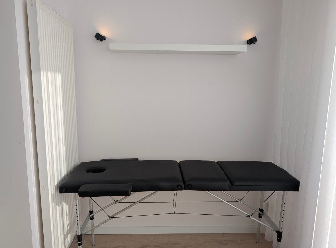 Professionele opvouwbare massagetafel - Zwart, Sport en Fitness, Massageproducten, Ophalen, Nieuw, Massagetafel