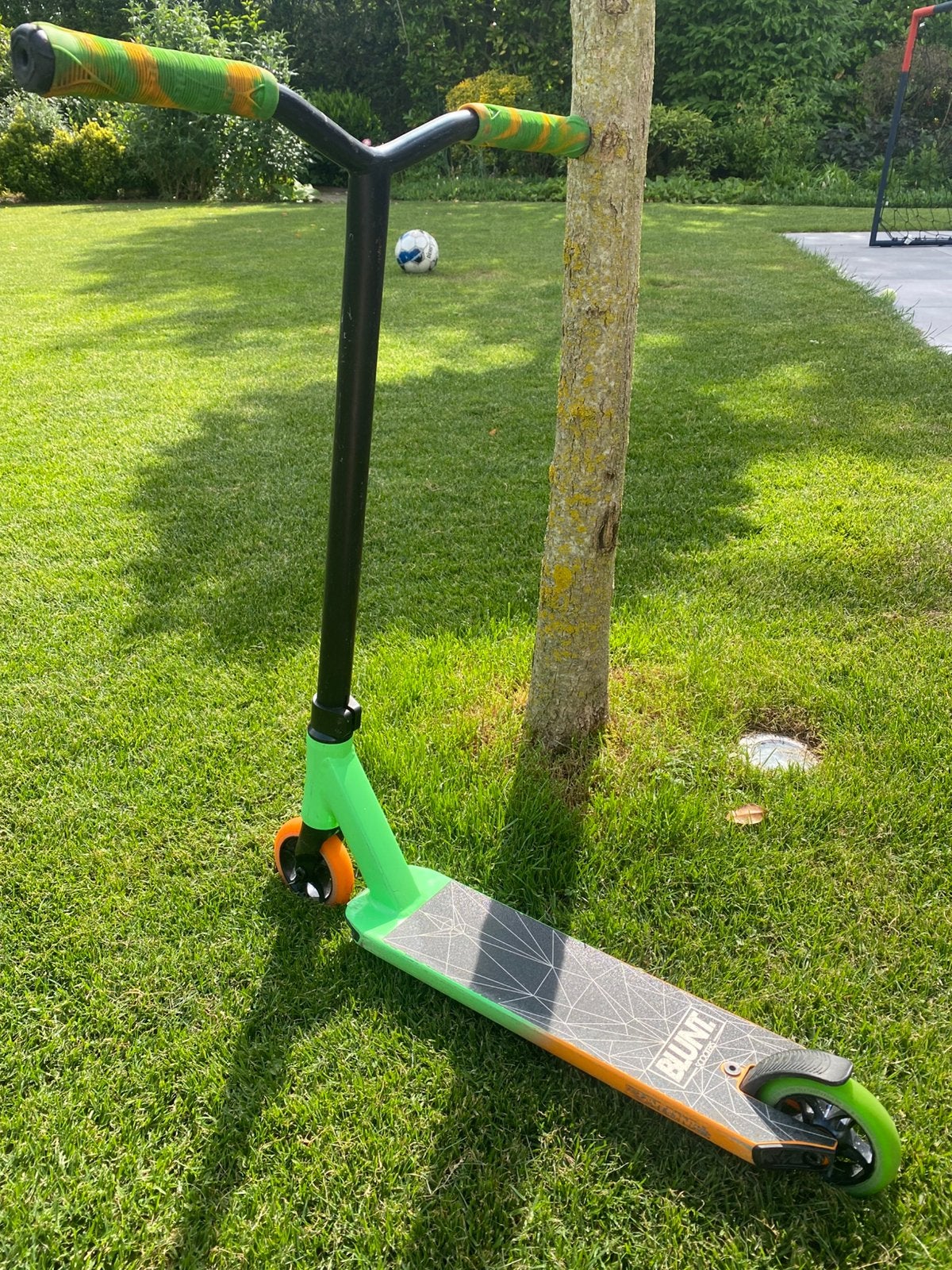 Stunt Step Blunt Oranje/Groen, Fietsen en Brommers, Steps, Ophalen, Gebruikt, Gewone step, Blunt