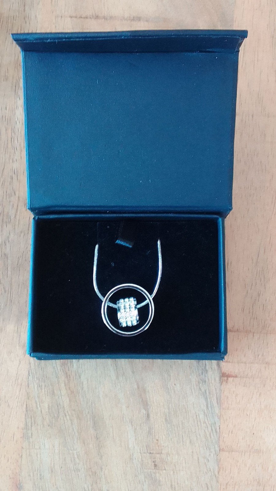 Collier Yolora met kristallen en ring, Nieuw, Ophalen of Verzenden, Met kristal, Zilver