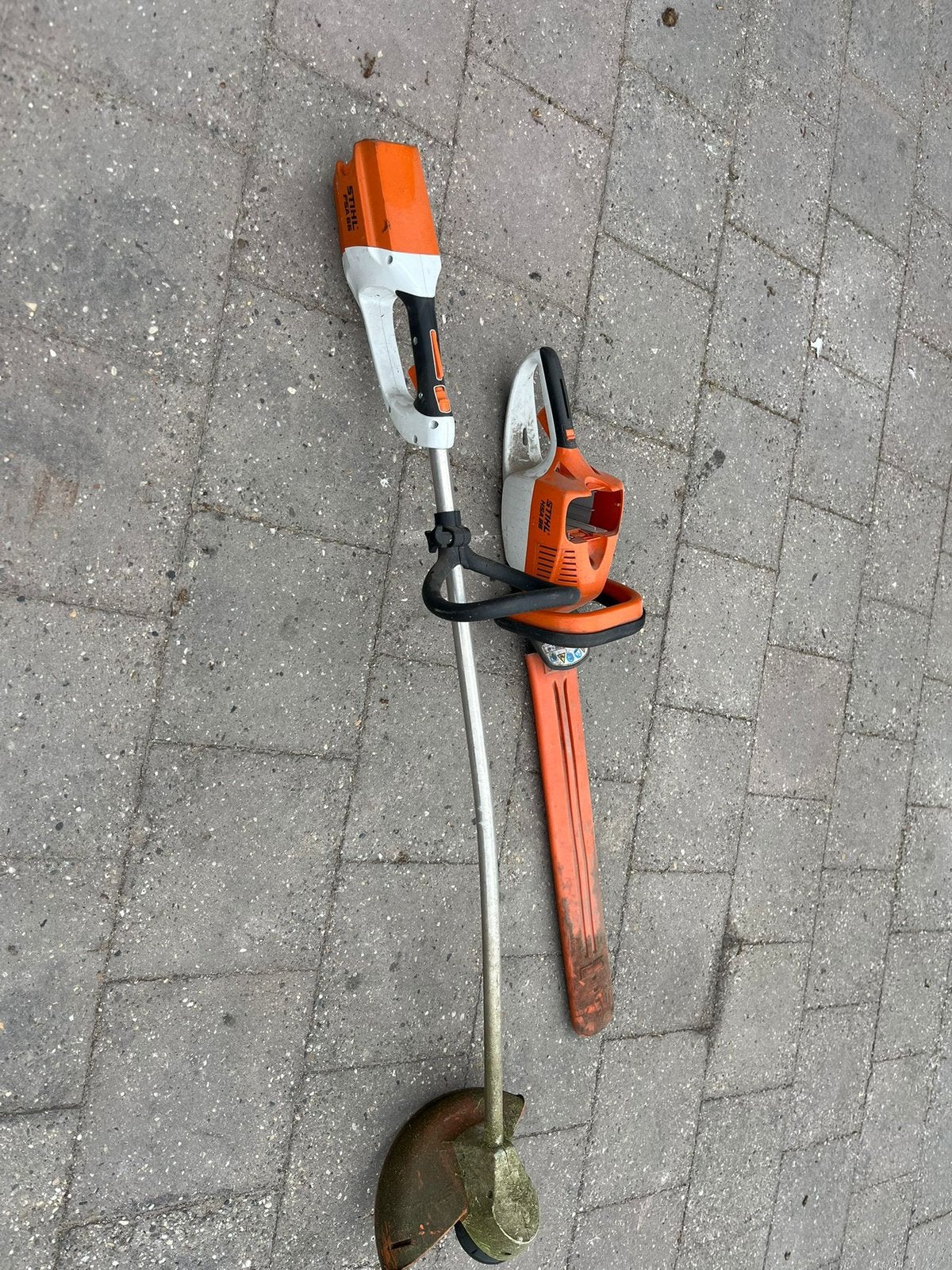 Stihl heggenschaar en bosmaaier, Ophalen, Gebruikt, Accu