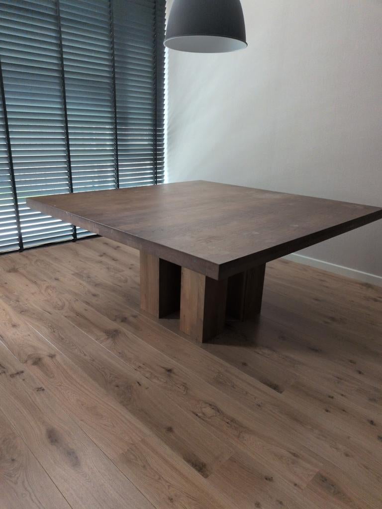 Robuuste eikenhouten eettafel - Vierkant 160 x 160 cm, Ophalen, 150 tot 200 cm, Vijf personen of meer, 150 tot 200 cm