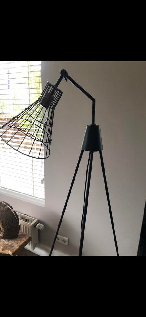 Industriële staande lamp - Zwart metaal met kooi kap, Ophalen, Gebruikt, Metaal, 150 tot 200 cm