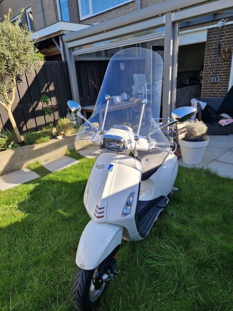 vespa sprint te koop, Fietsen en Brommers, Scooters | Vespa, Ophalen, Gebruikt, Maximaal 45 km/u, Vespa S