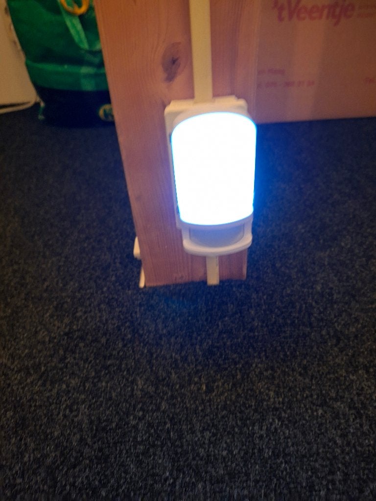 2 Nachtlampjes, Huis en Inrichting, Lampen | Tafellampen, Overige merken, Nieuw, Wit, Ophalen of Verzenden