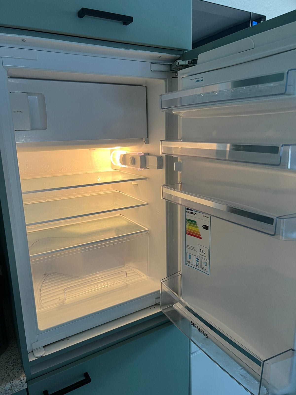 Siemens ki18lv60 inbouwkoelkast met vriesvak, 200 liter of meer, Ophalen, Zo goed als nieuw, Met vriesvak