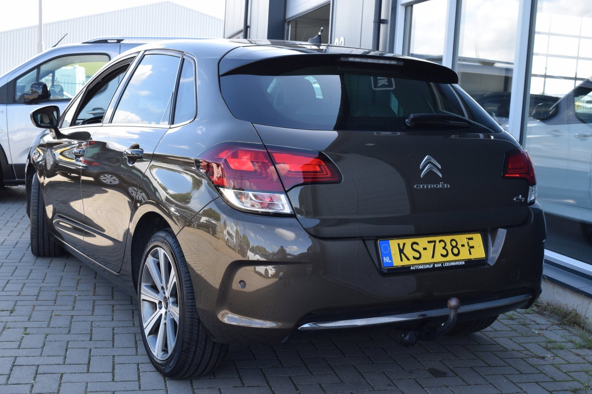 Citroen C4 1.2 PureTech Feel Collection | Navi | Clima | Cru, Auto's, Dealer onderhouden, Stof, Euro 6, 1199 cc