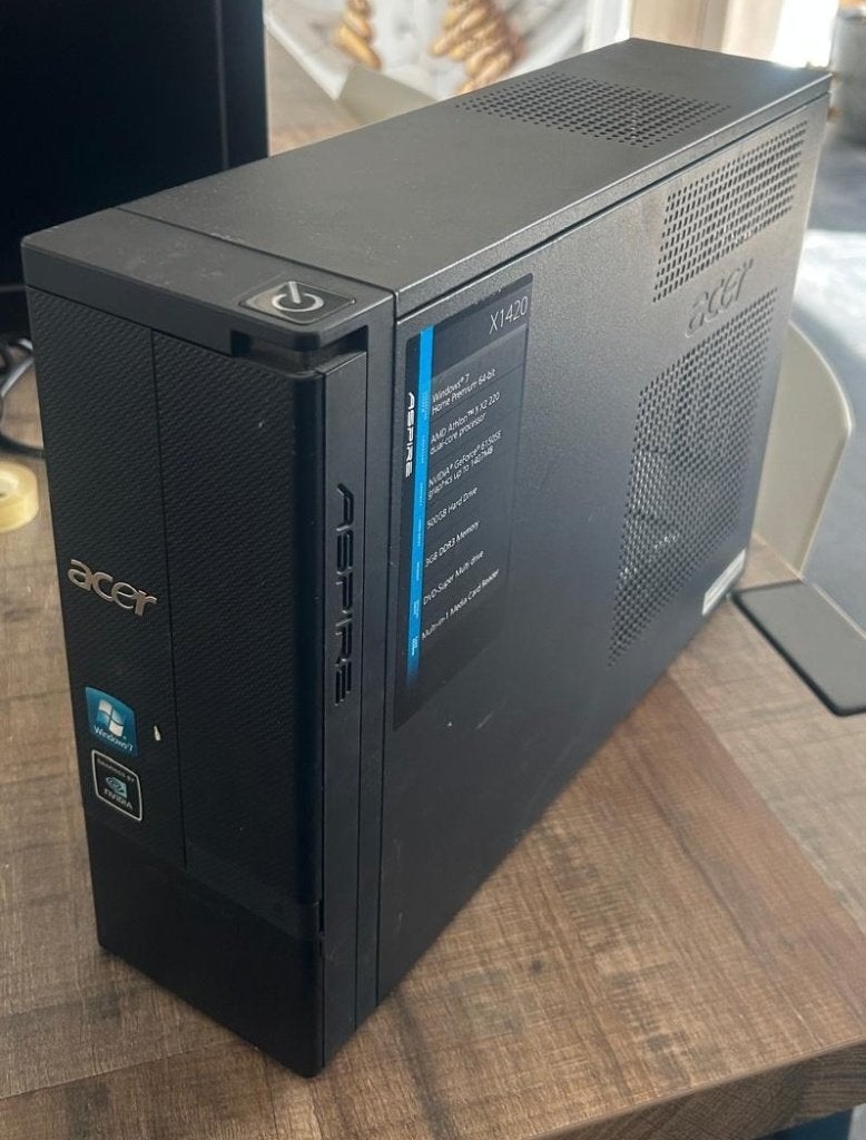 Lege computerkast met voeding (2), Computers en Software, Ophalen, Gebruikt
