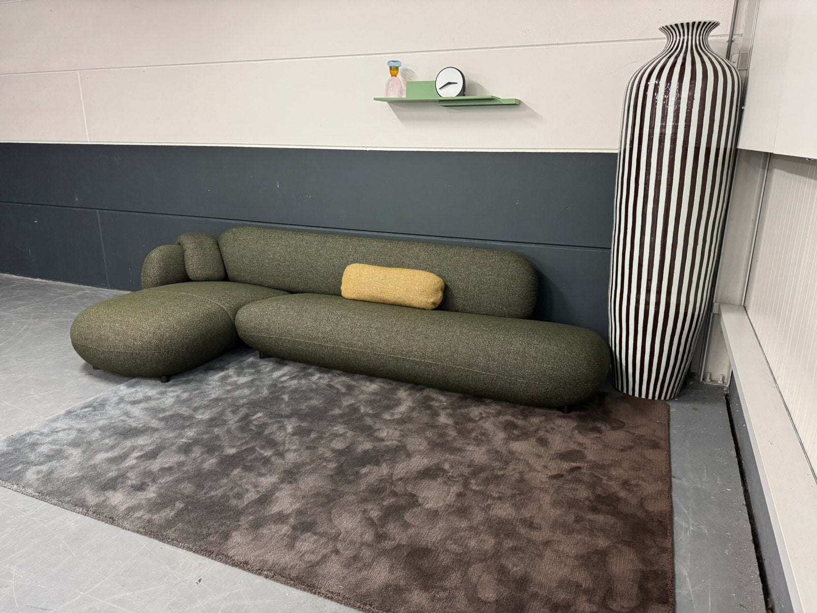 Showroommodel Leolux Pulla hoekbank | Stof Mondo 019 Verde, Ophalen, Leolux, Hoekbank, Leolux, Pode, Design on Stock, Eyye, Artifort, Gelderland