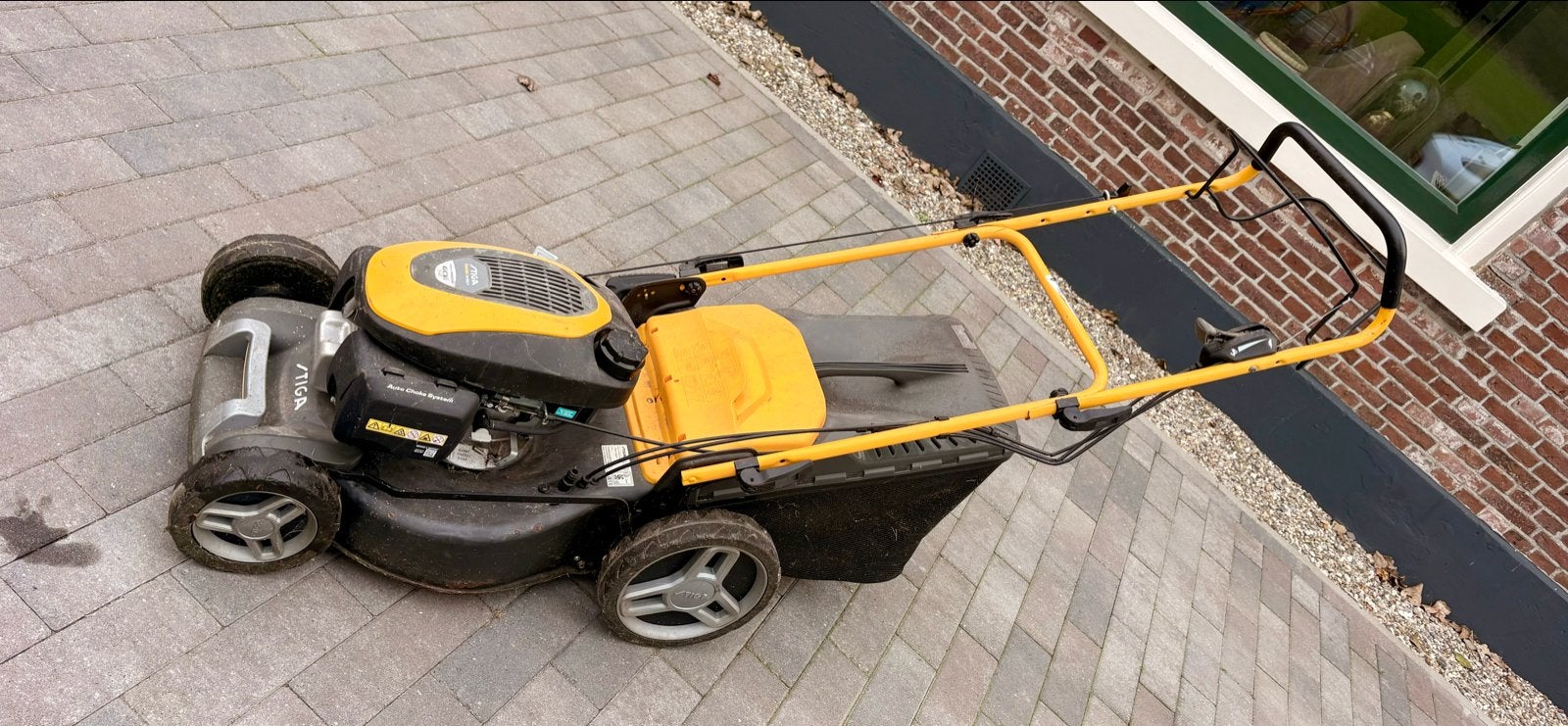 Stiga Combi 48 SVQ H Benzine Grasmaaier Honda Motor, Ophalen, Cirkelmaaier, Gebruikt, Opvangbak