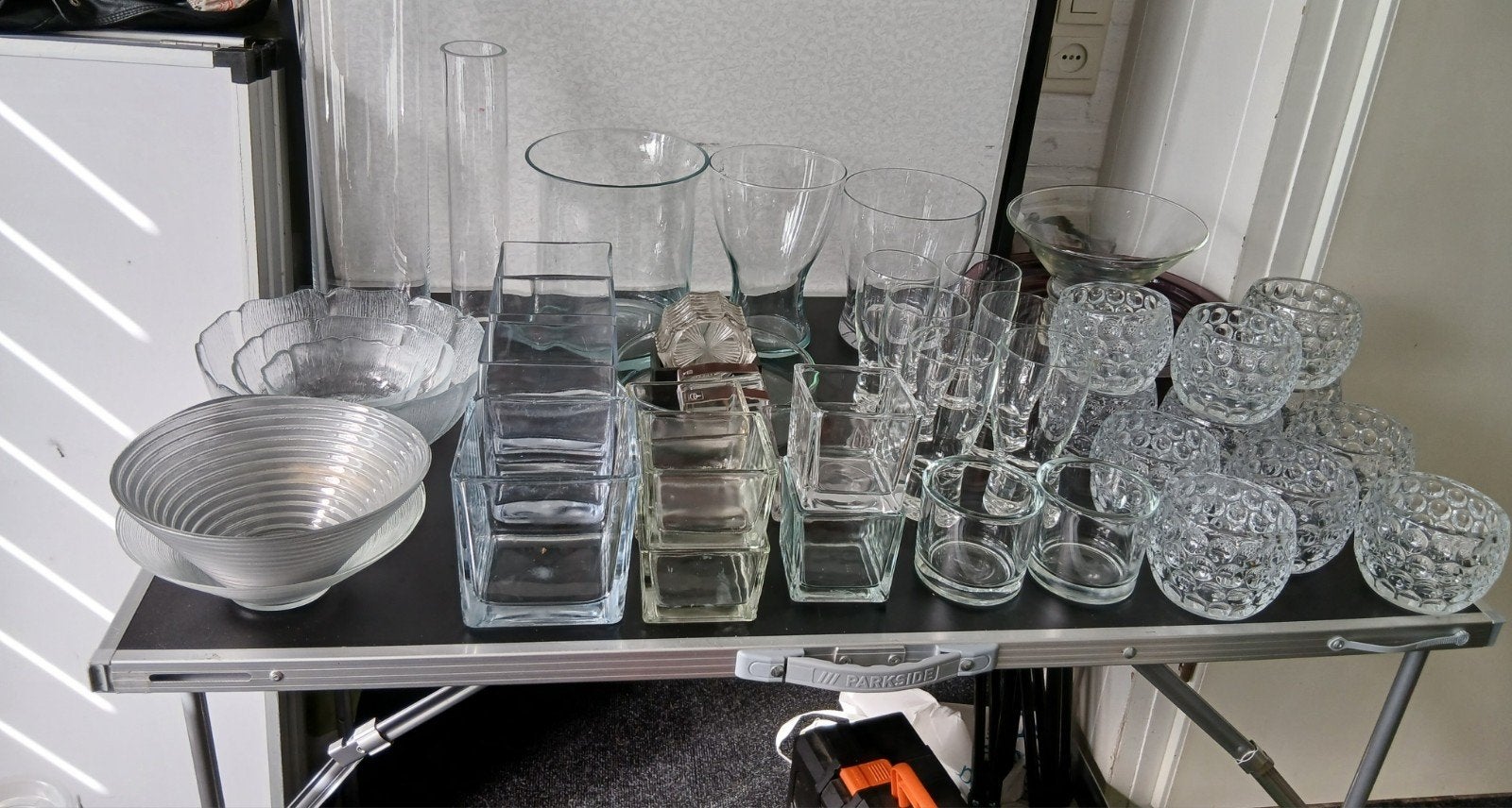 Grote partij glazen vazen, schalen en theelichthouders, Huis en Inrichting, Ophalen, Gebruikt, Transparant, Glas