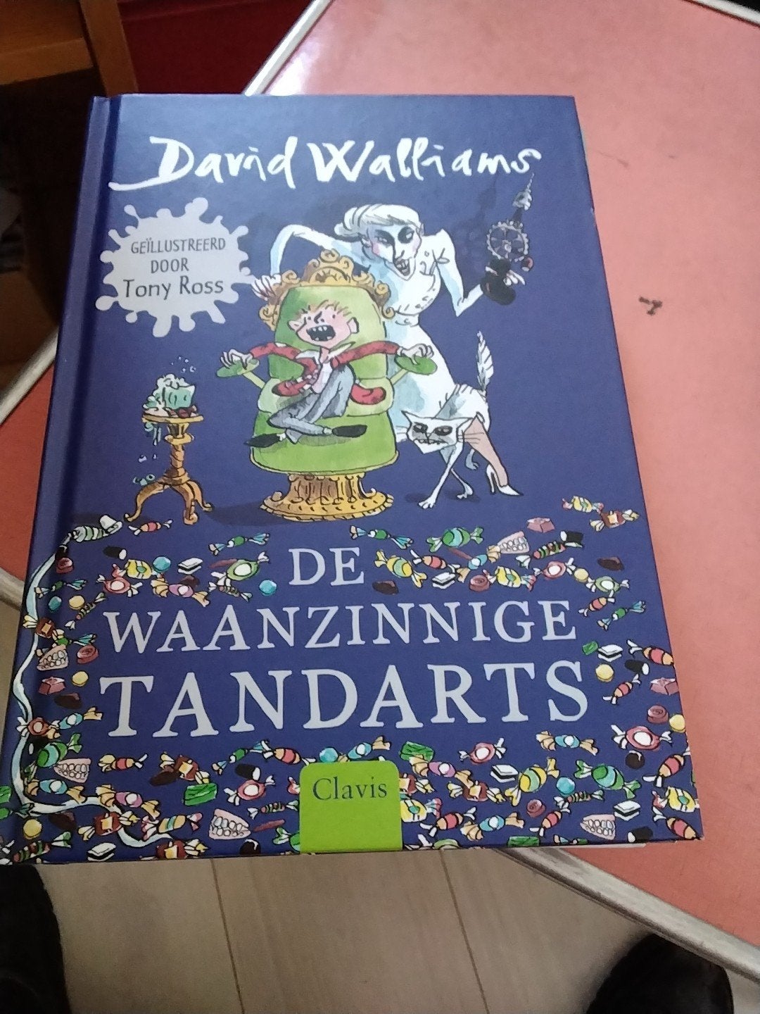 David Williams de waanzinnige tandarts € 5, Ophalen of Verzenden, Zo goed als nieuw