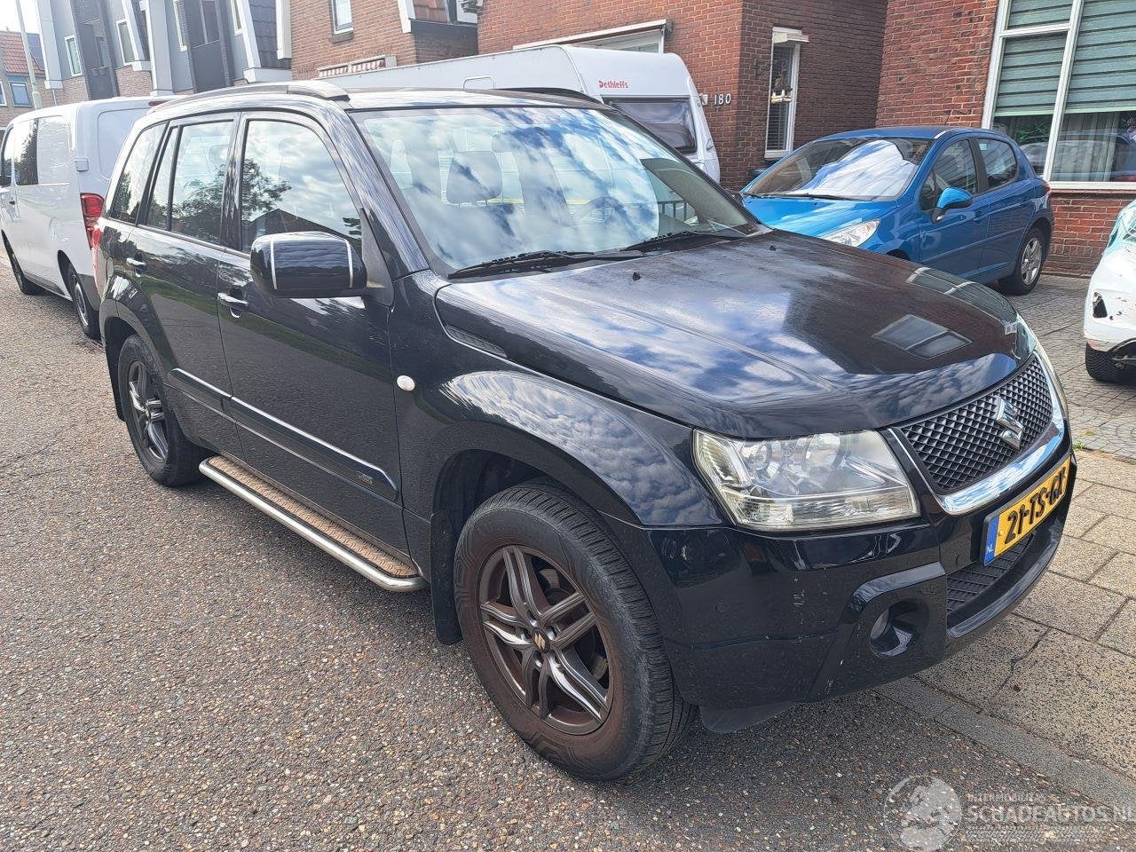 Suzuki Grand Vitara 2.0 16v exlusive (bj 2007), 1995 cc, Stationwagon, Handgeschakeld, Kontakt@suzuki.de