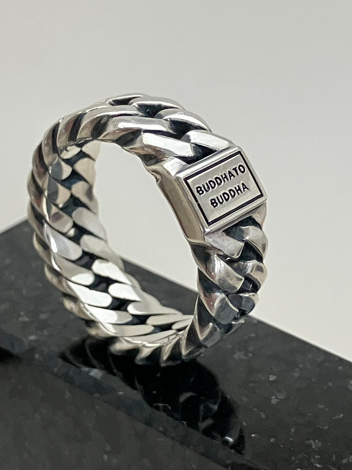 Zilveren Buddha to Bhuddha ring, Ophalen of Verzenden, Zo goed als nieuw, 20 of groter, Zilver