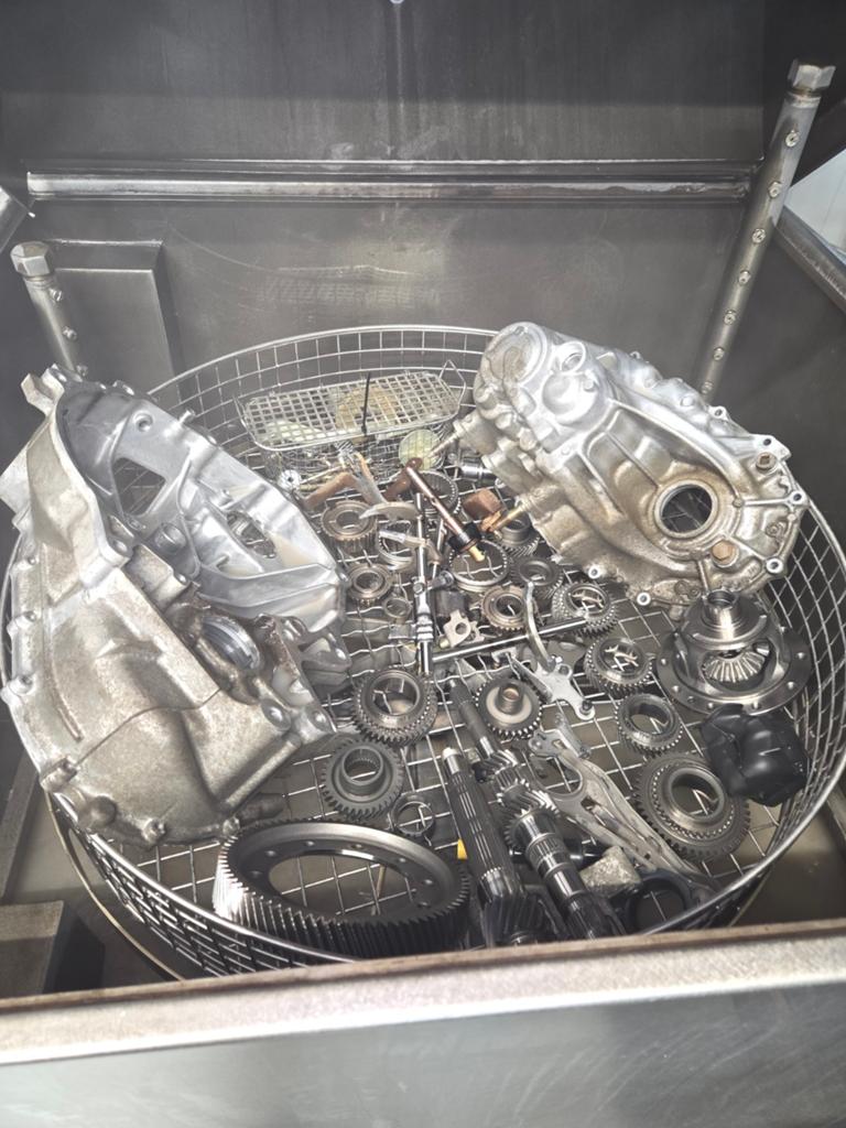 Honda Civic Type R FN2 6-bak / K20 K24 versnellingsbak LSD, Ophalen of Verzenden, Nieuw, Honda