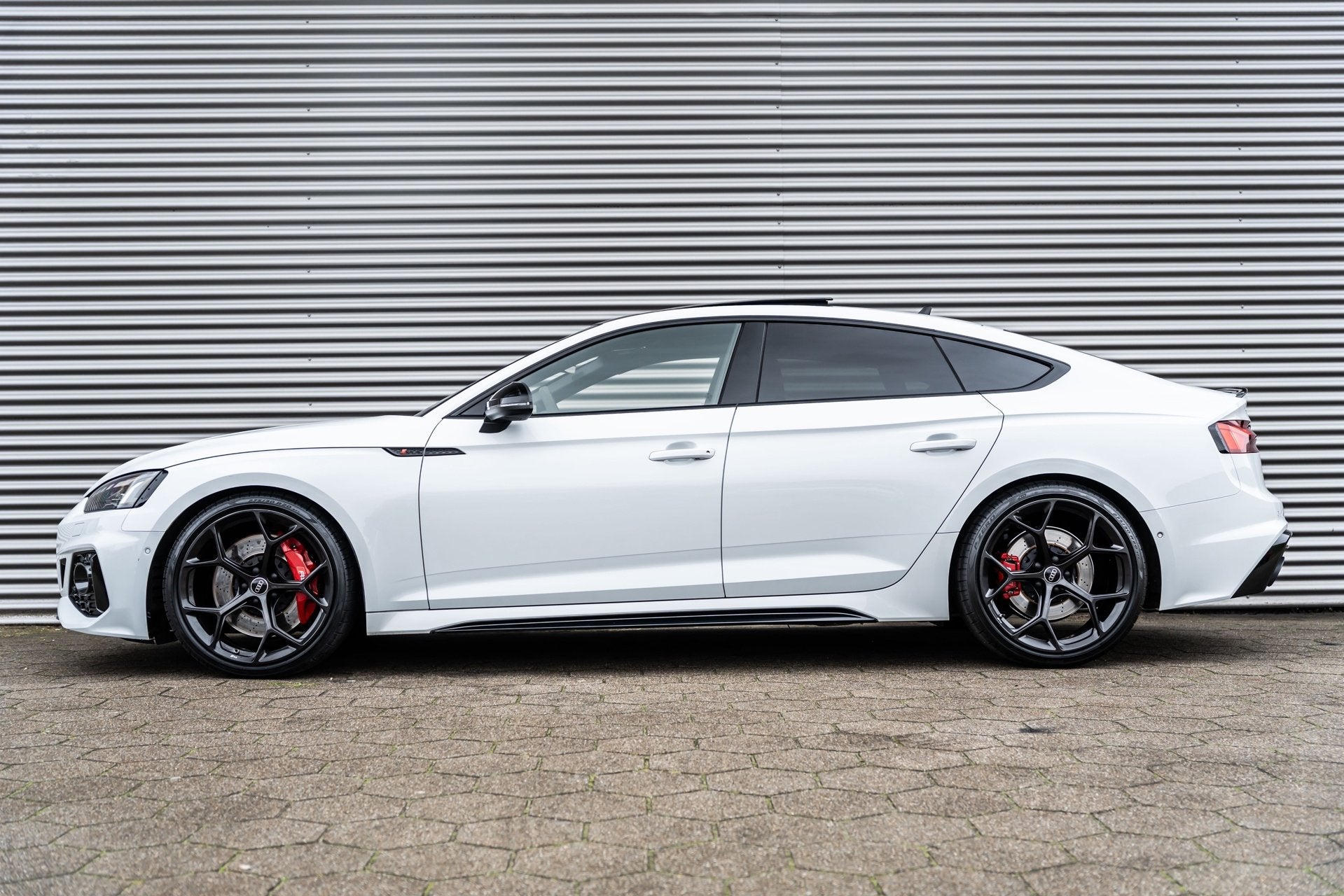 Audi RS5 SPORTBACK 2.9 TFSI Quattro Competition Kuipstoelen, Auto's, Audi, Automaat, Gebruikt, Zwart, Wit