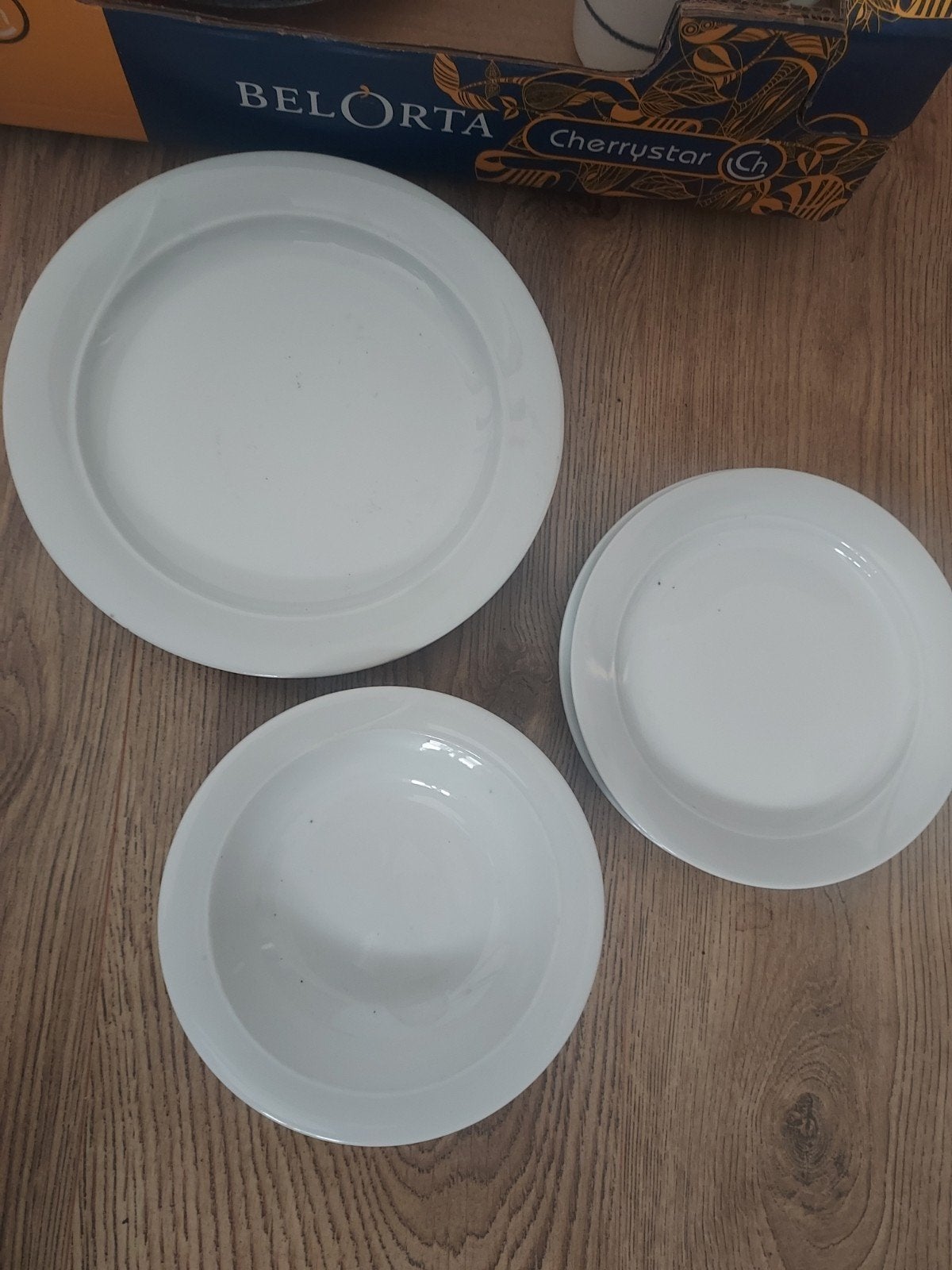 Arzberg Linea wit servies, Ophalen of Verzenden, Zo goed als nieuw, Bord(en), Overige stijlen
