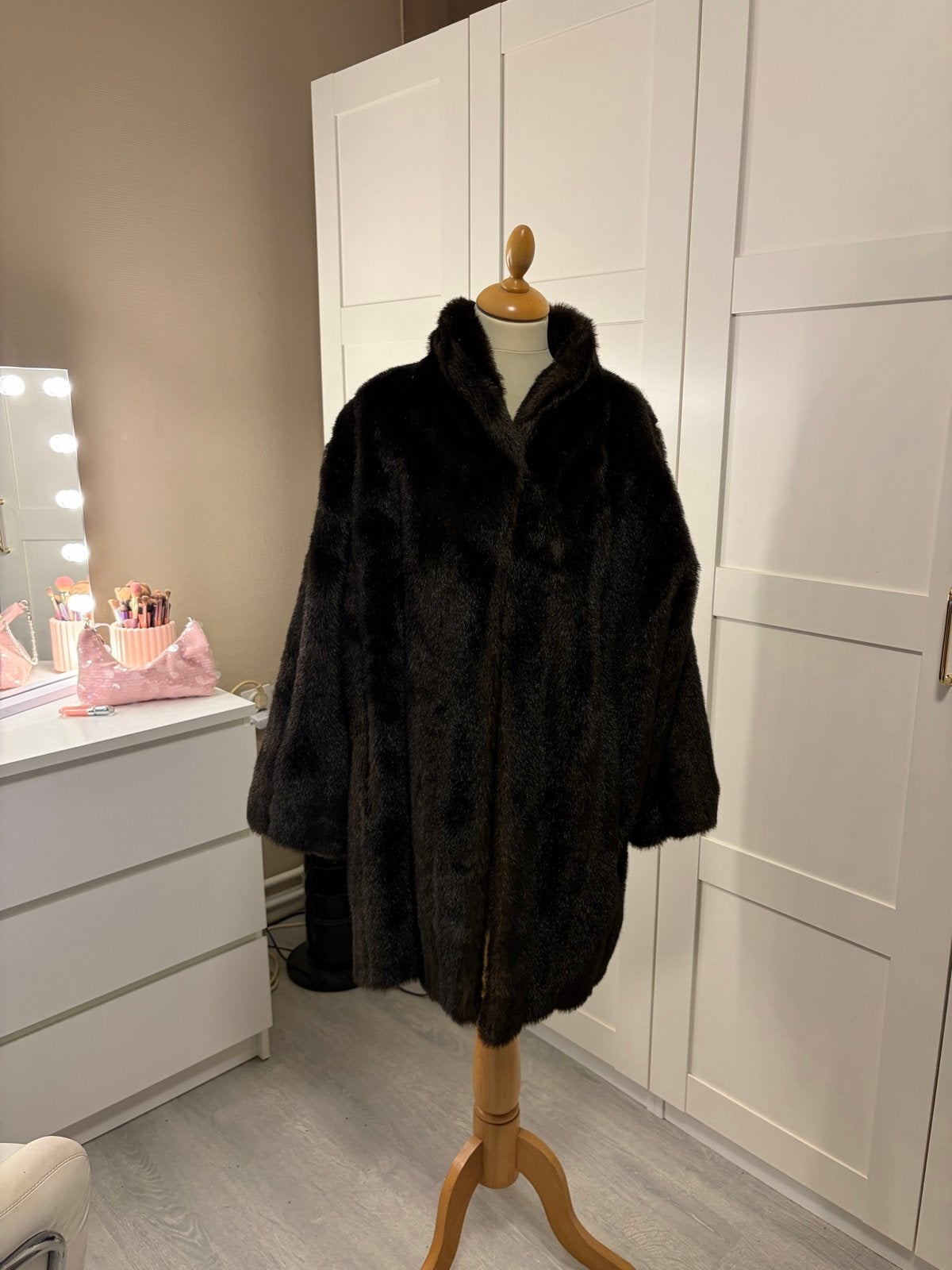 Vintage Bruine Faux Fur Jas - Maat 40 (M), Ophalen of Verzenden, Zo goed als nieuw, Maat 38/40 (M), Bruin