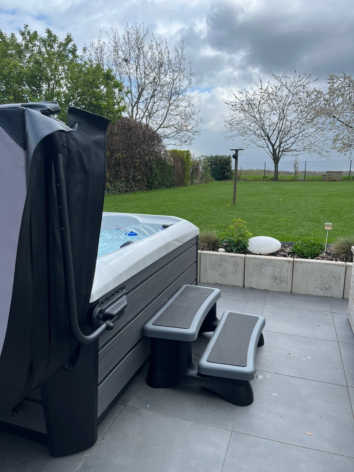 NIEUW PLUG AND PLAY SPA €4500,-, Ophalen of Verzenden, Zo goed als nieuw