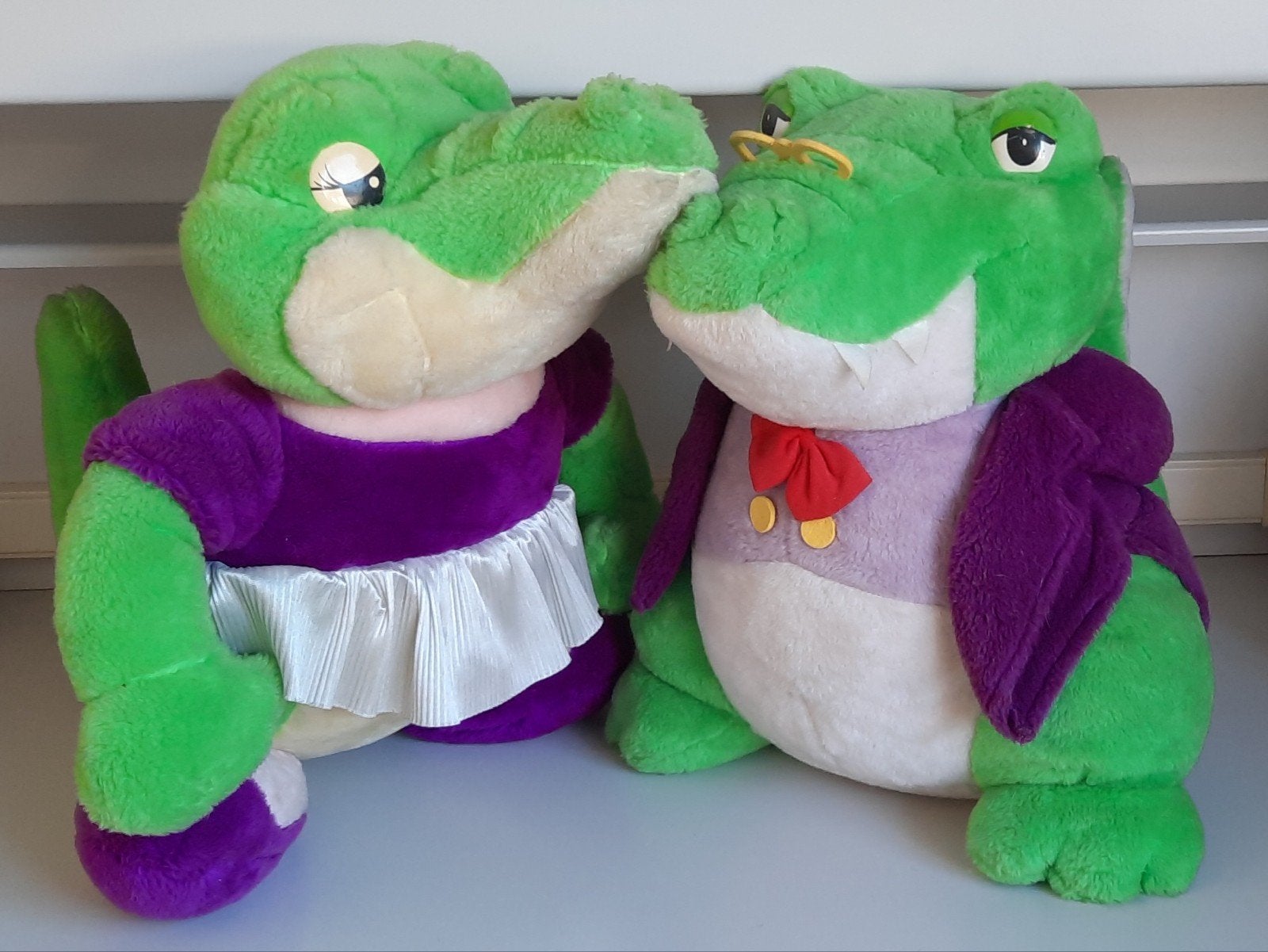 Ferrero : 2x KROKO's in pluche, 50cm hoog, in 1 koop te koop, Verzamelen, Ophalen, Gebruikt, Hardplasticfiguren