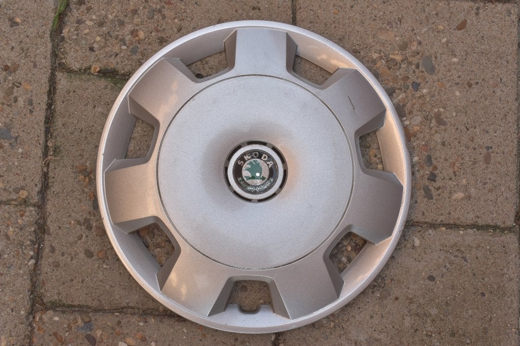 1 losse originele wieldop Skoda Fabia 14 inch (Model 1), Ophalen of Verzenden, Gebruikt