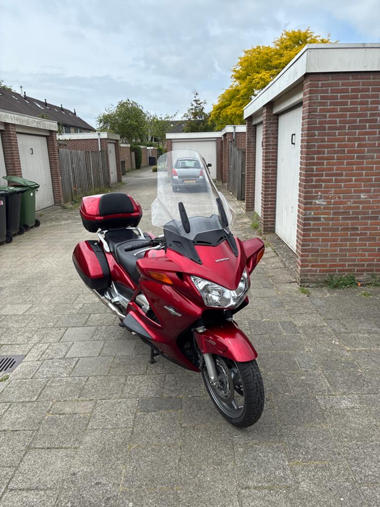Honda ST1300 Pan European - Rode Toermotor, Motoren, Motoren | Honda, 4 cilinders, Motorrijbewijs A, Gebruikt, Particulier