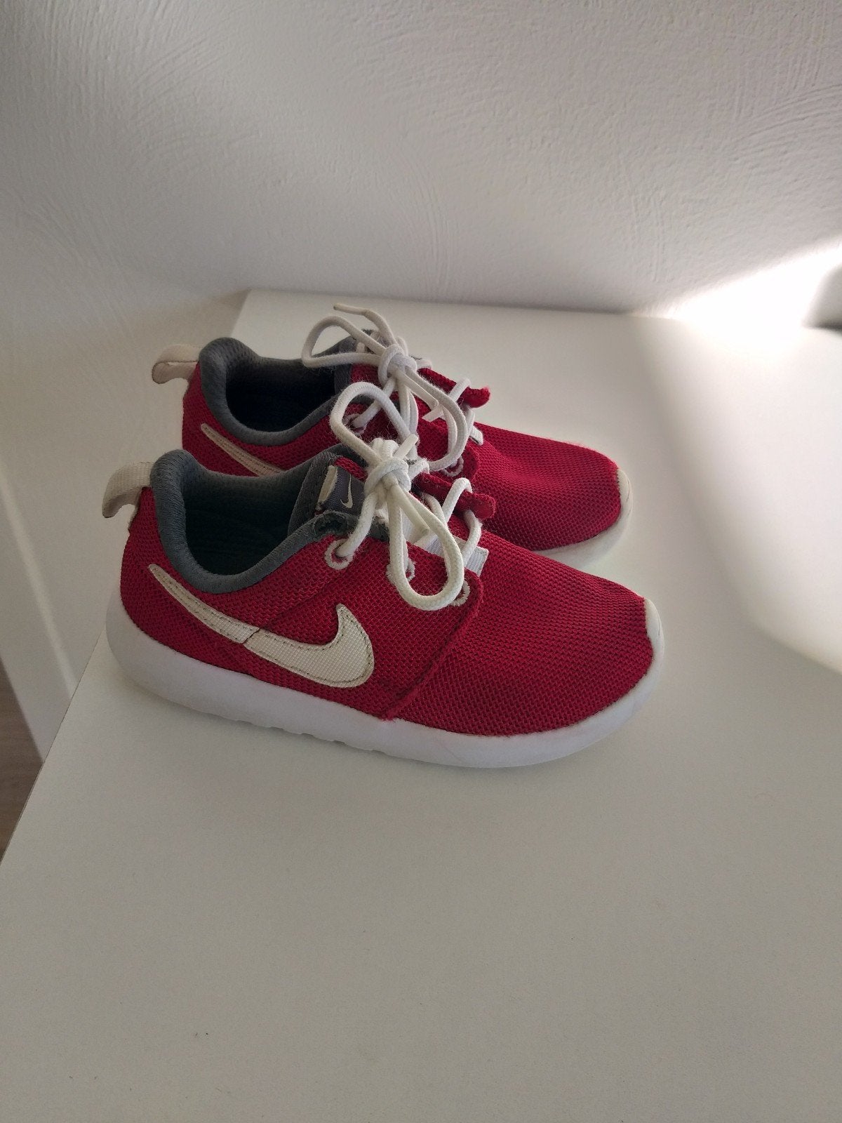 NIKE schoenen maat 27, Ophalen, Jongetje of Meisje, Schoentjes