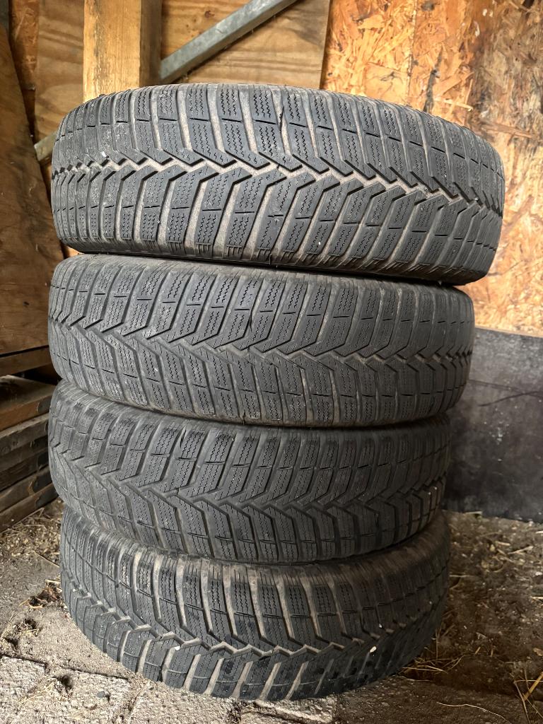 Toyota aygo winterbanden, Ophalen, 14 inch, Gebruikt, 155 mm