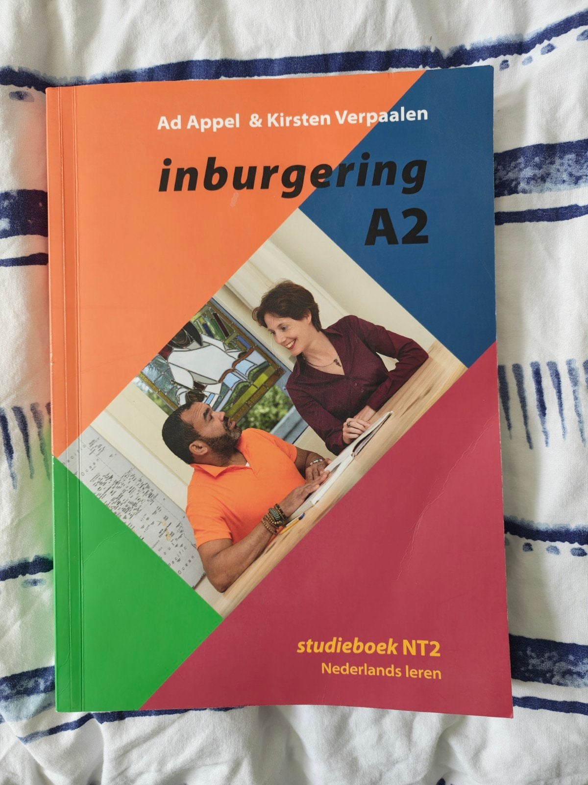 Inburgering A2 Studieboek, Boeken, Studieboeken en Cursussen, Zo goed als nieuw, Alpha, Ophalen of Verzenden