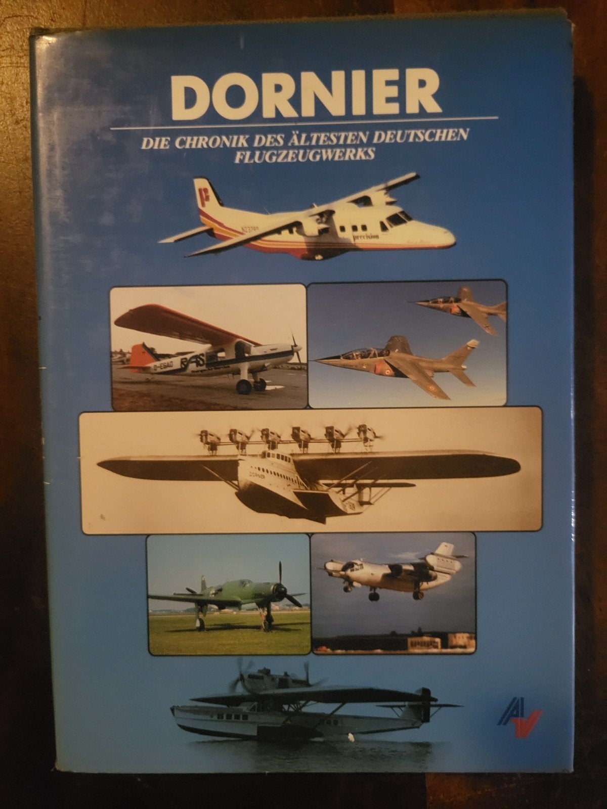 Dornier: De Kroniek van de Oudste Duitse Vliegtuigfabriek, Boeken, Ophalen of Verzenden, Gelezen, Overige onderwerpen, Onbekend