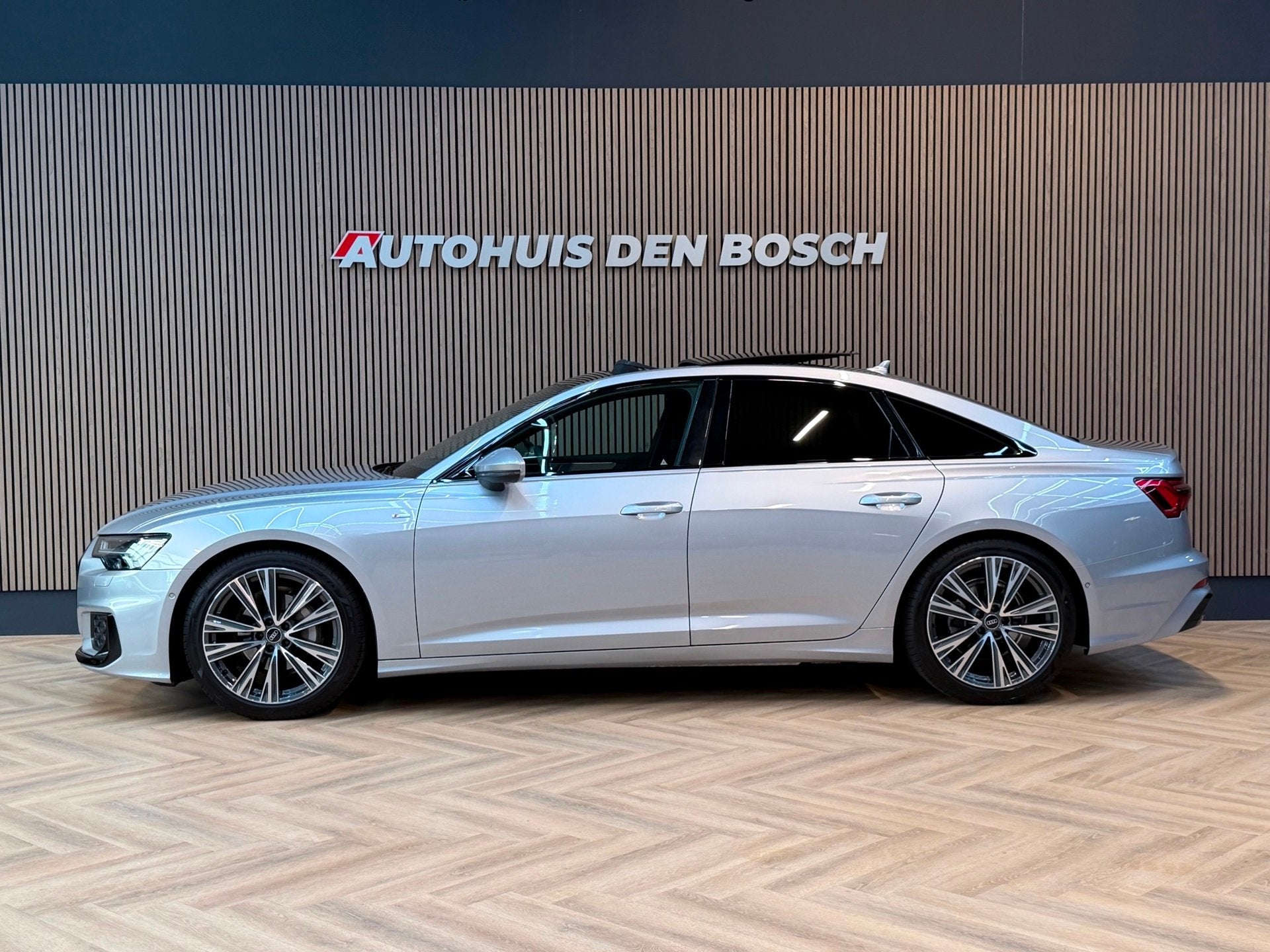 Audi A6 LIMOUSINE 40 TFSI S Line edition Competition - Facel, Auto's, Audi, 4 cilinders, Leder en Stof, Bedrijf, Sedan