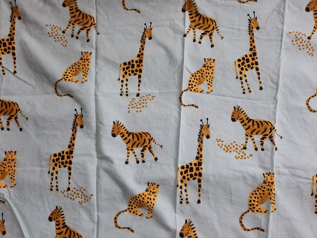 Dekbedovertrek mint groen met geel zwarte dieren - zgan -, Overige kleuren, Jongetje of Meisje, Dekbedovertrek, Ophalen of Verzenden