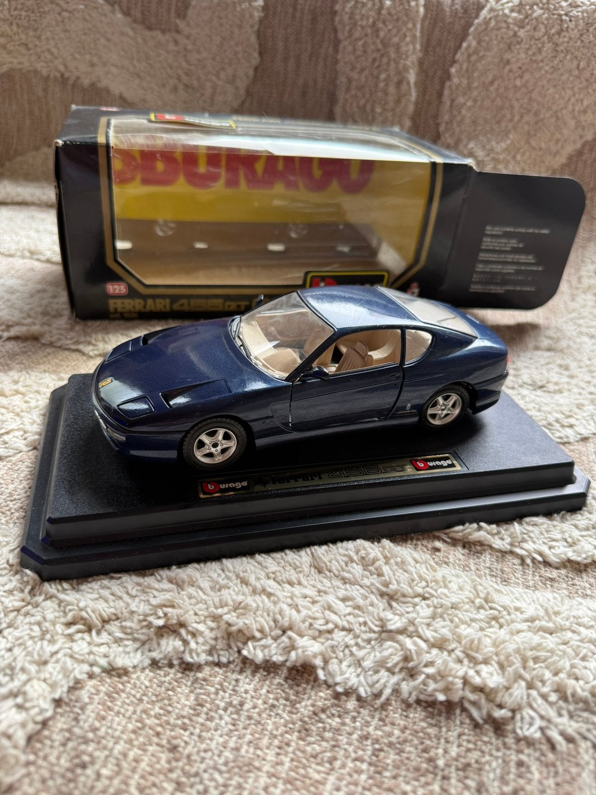Ferrari 456 GT (1992) Bburago 1:25, Ophalen of Verzenden, Zo goed als nieuw, Auto