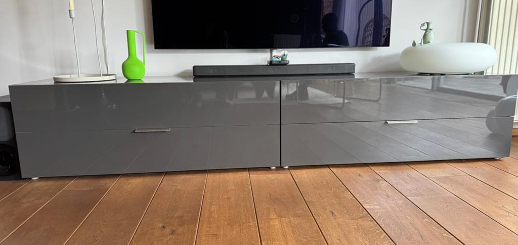 Tv-meubel, hoogglans, Ophalen, Zo goed als nieuw, 200 cm of meer, Minder dan 100 cm