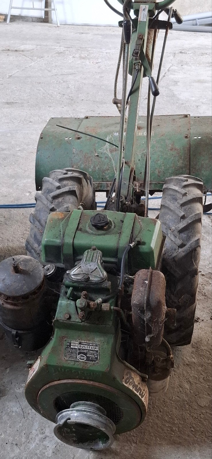 Oude ploegmachine - Grondbewerking, Ophalen