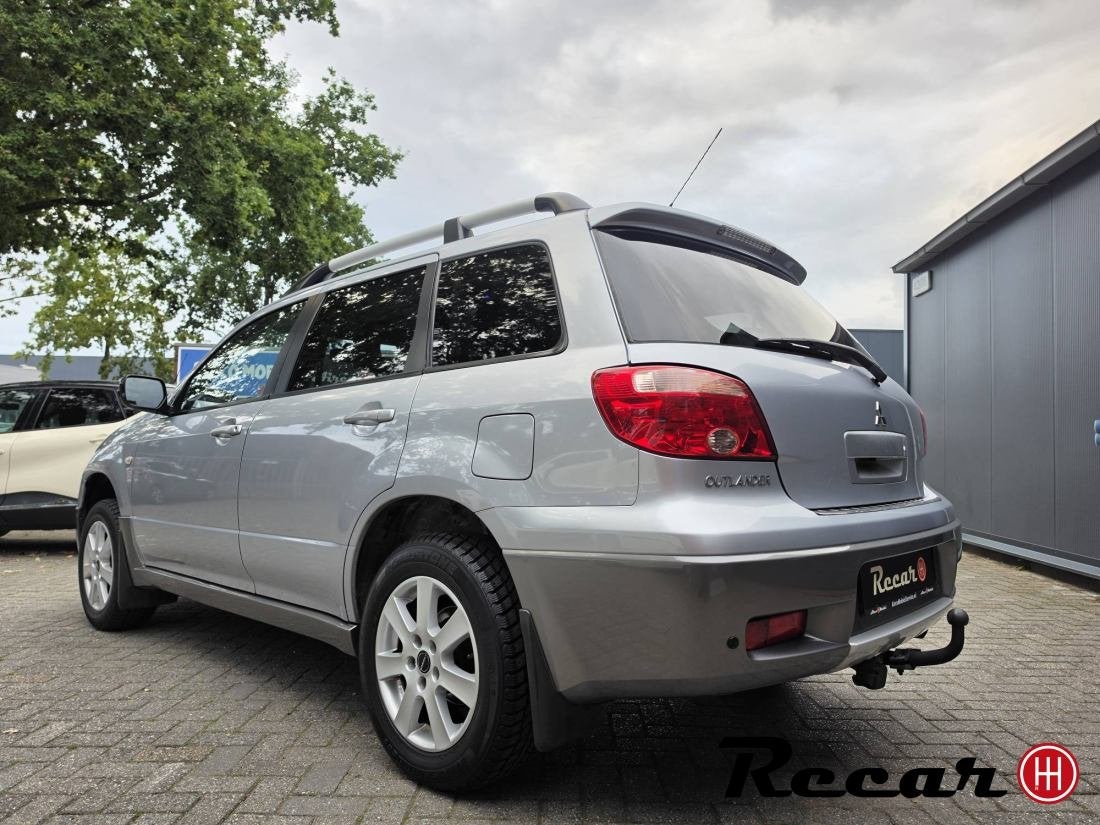 Mitsubishi Outlander Sport - 2.0 Invite+/157Nap/Pdc/Xenon/Ca, Voorwielaandrijving, 136 pk, 1415 kg, Handgeschakeld