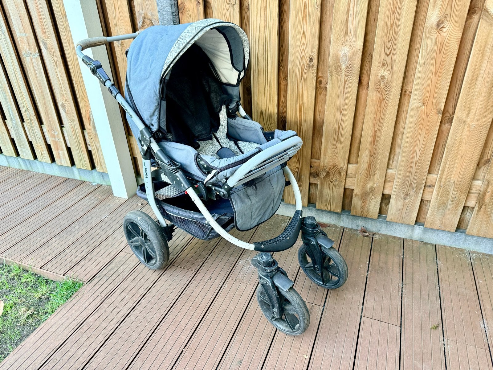 Naturkind Varius Pro kinderwagen, Gebruikt, Verstelbare duwstang, Ophalen, Kinderwagen