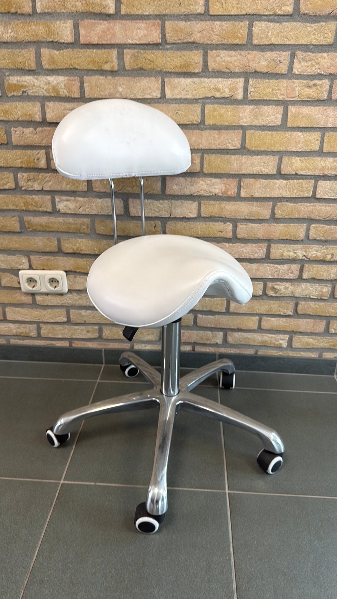 Tabouret / Werkstoel (zo goed als nieuw), Ophalen, Zo goed als nieuw, Hard kunststof, 70 cm of meer