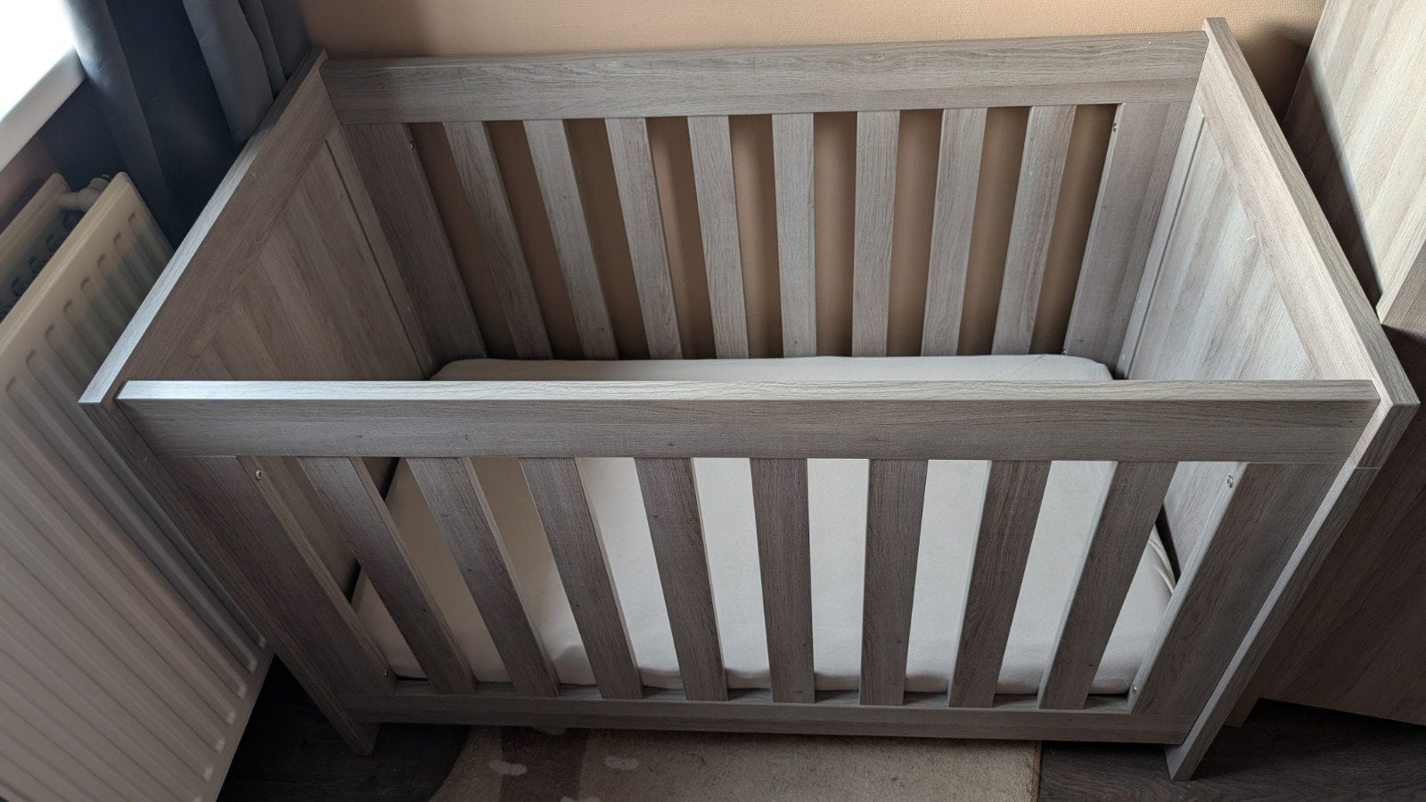 Complete Babykamer TWF Golf - Ledikant, Commode, Kast, Plank, Ophalen, Zo goed als nieuw, Jongetje of Meisje