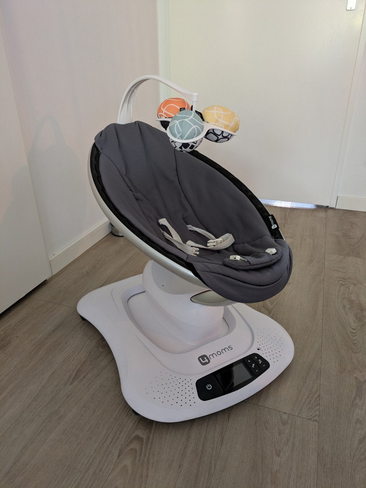 4moms mamaRoo 4 classic grey, Wipstoel, Met gordel(s) of riempje(s), Zo goed als nieuw, Ophalen