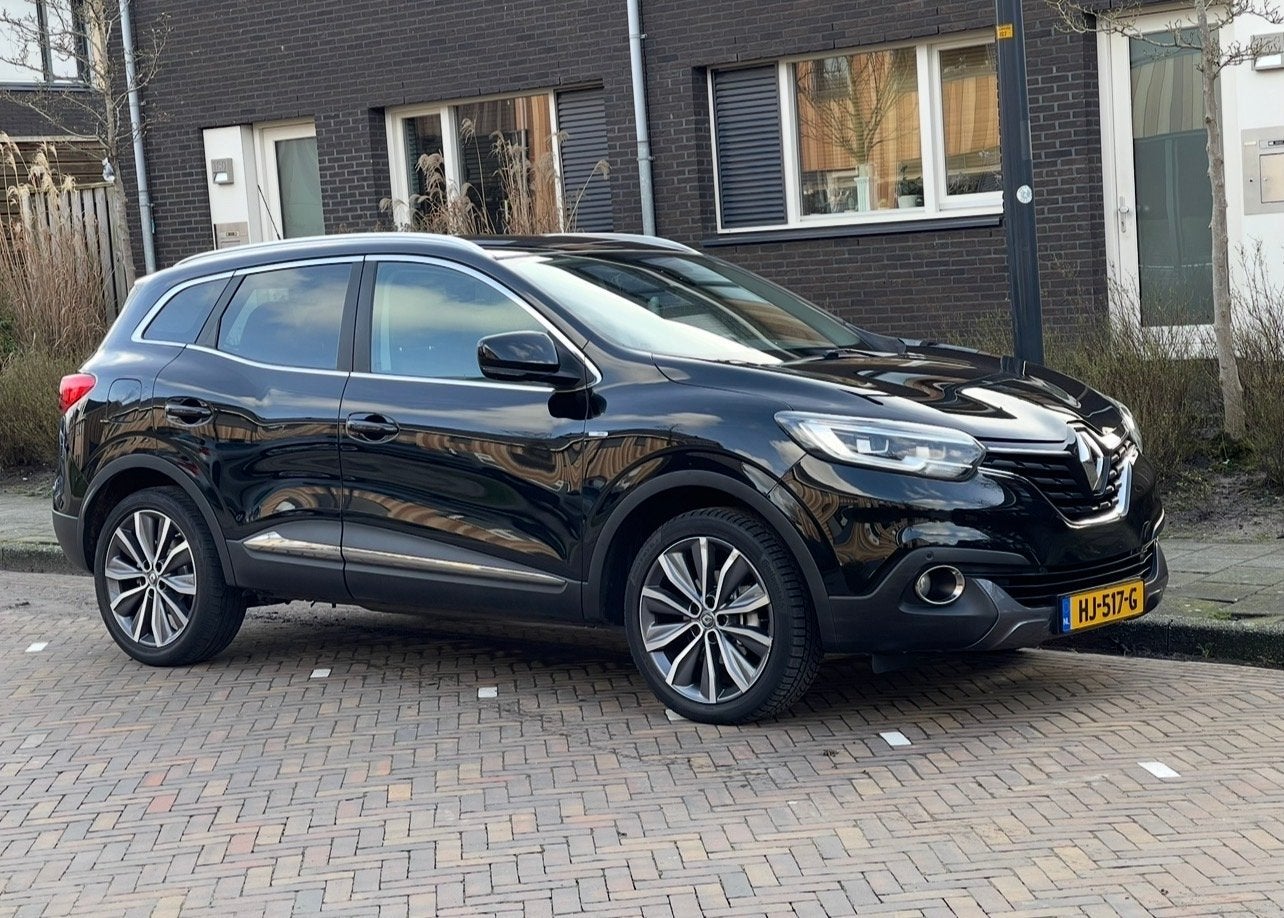Renault Kadjar 1.2 TCE BOSE 2015 Zwart, Voorwielaandrijving, Kadjar, 1295 kg, 4 cilinders