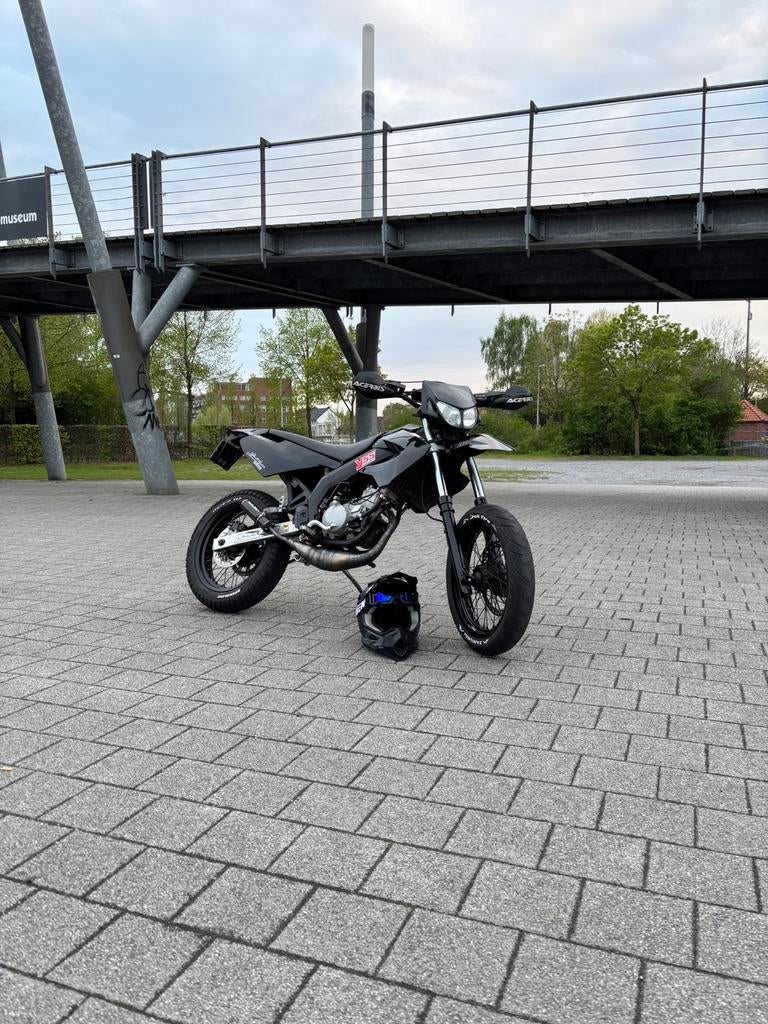 Derbi DRD Black Edition (D50B1), Ophalen, 6 versnellingen, Gebruikt, Maximaal 45 km/u