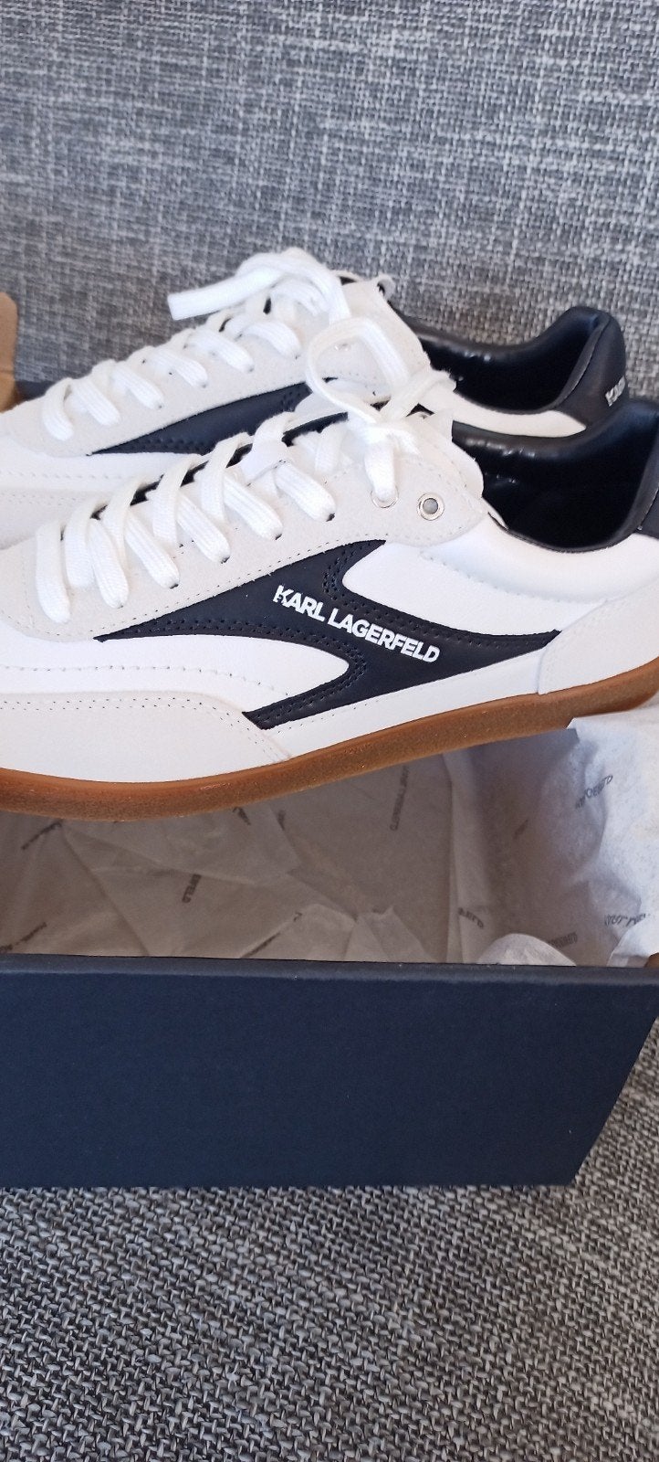 Karl Lagerfeld sneaker 43 nieuw ophalen toegestuurd kk, Wit, Nieuw, Ophalen of Verzenden, Sneakers of Gympen