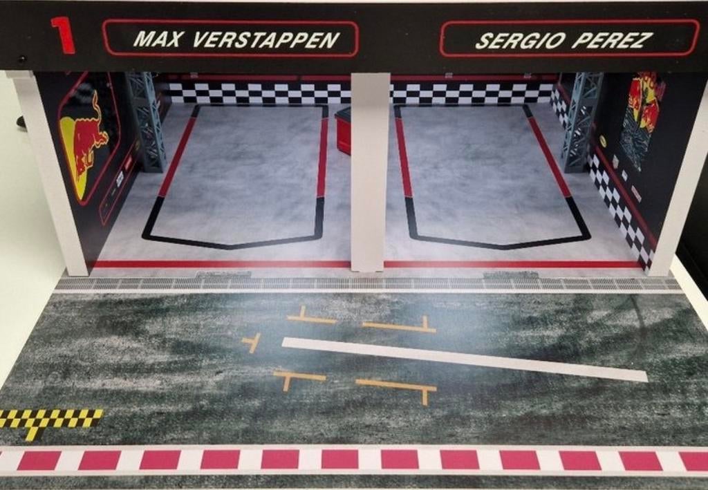 Red Bull Racing F1 Garage Diorama - Max Verstappen, Overige merken, Auto, Groter dan 1:32, Nieuw