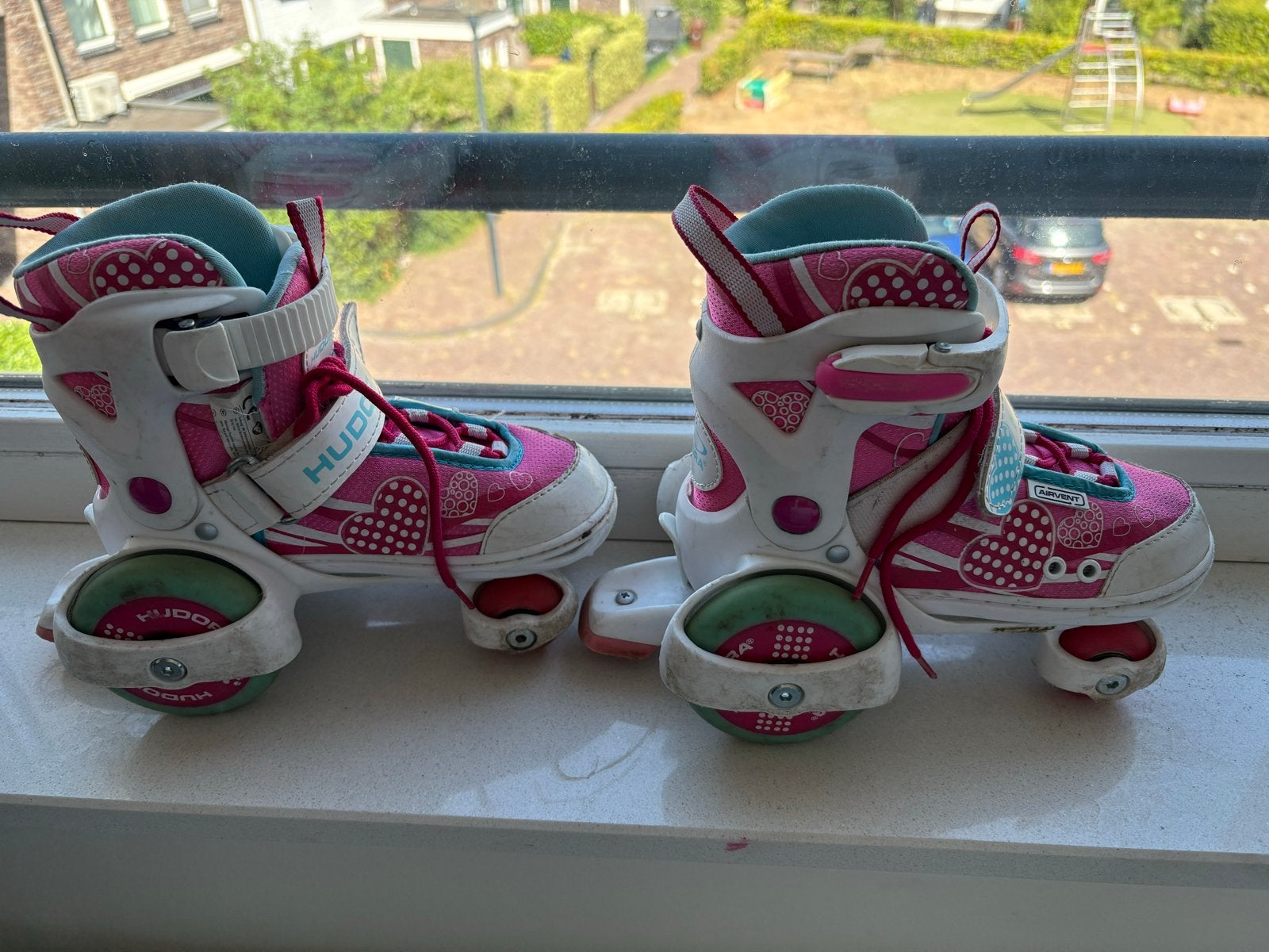 Verstelbare roze kinder rolschaatsen maat 30-33, Sport en Fitness, Skeelers, Ophalen of Verzenden, Verstelbaar, Gebruikt, Kinderen