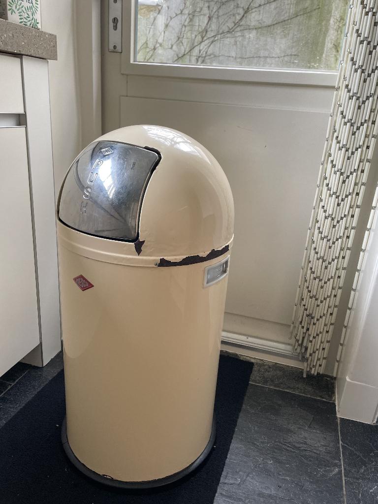Wesco pushboy 50 liter amandelkleur, Ophalen, Overige materialen, Gebruikt, 40 liter of meer