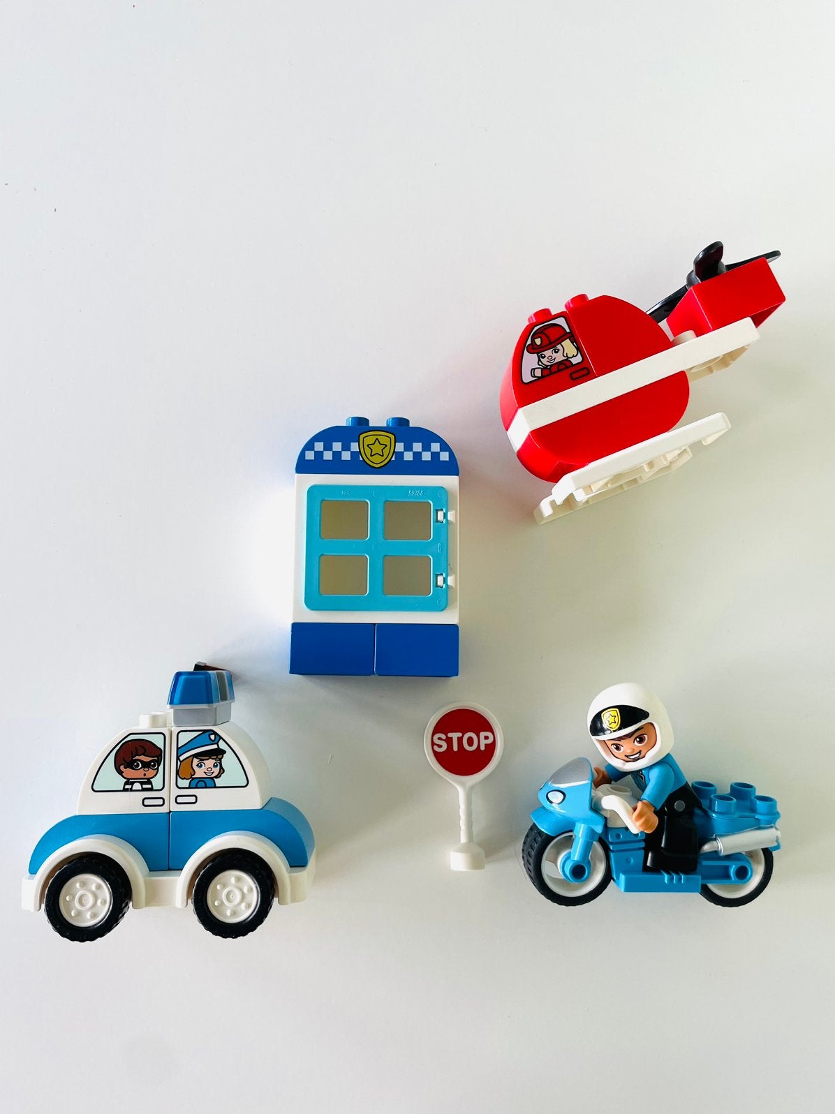Lego Duplo | Politie set: agent, motor, auto, helikopter, Ophalen of Verzenden, Zo goed als nieuw, Duplo