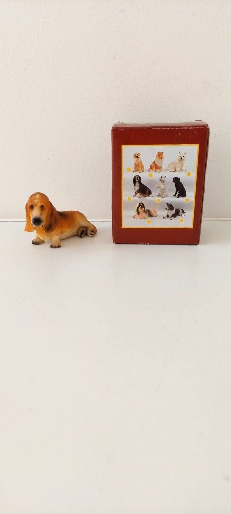 Vintage Summit Collection World  Dogs Basset Hound beelddoos, Verzamelen, Ophalen of Verzenden, Zo goed als nieuw, Dier